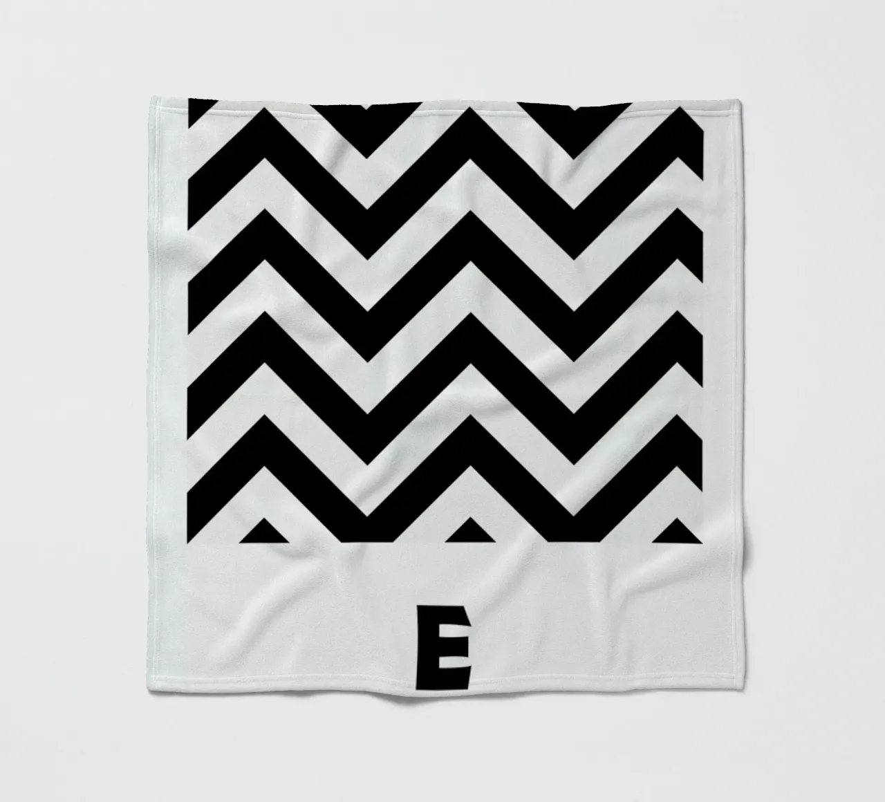 E - Expressionism Fleecedecke von The True Type