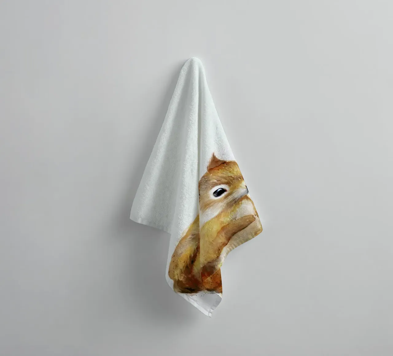 Little Squirrel Handtuch von Amy Hamilton