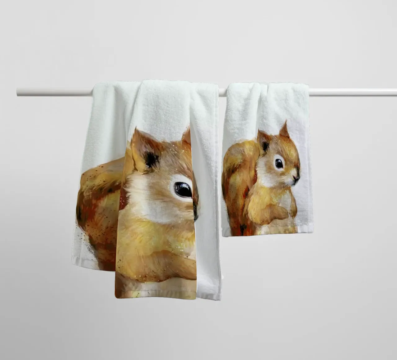 Little Squirrel Handtuch von Amy Hamilton