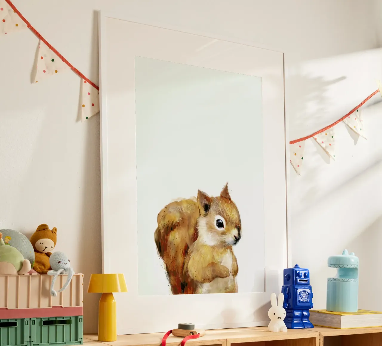 Little Squirrel poster con telaio in alluminio da Amy Hamilton