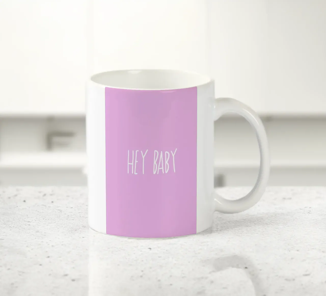 Hey Baby Pink taza de cerámica de Leah Flores