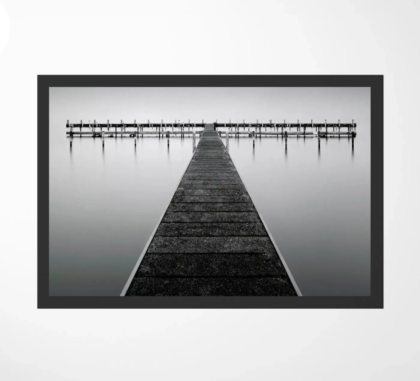 Empty Berlin Fußmatte von Håggard Photography | Ronny Behnert