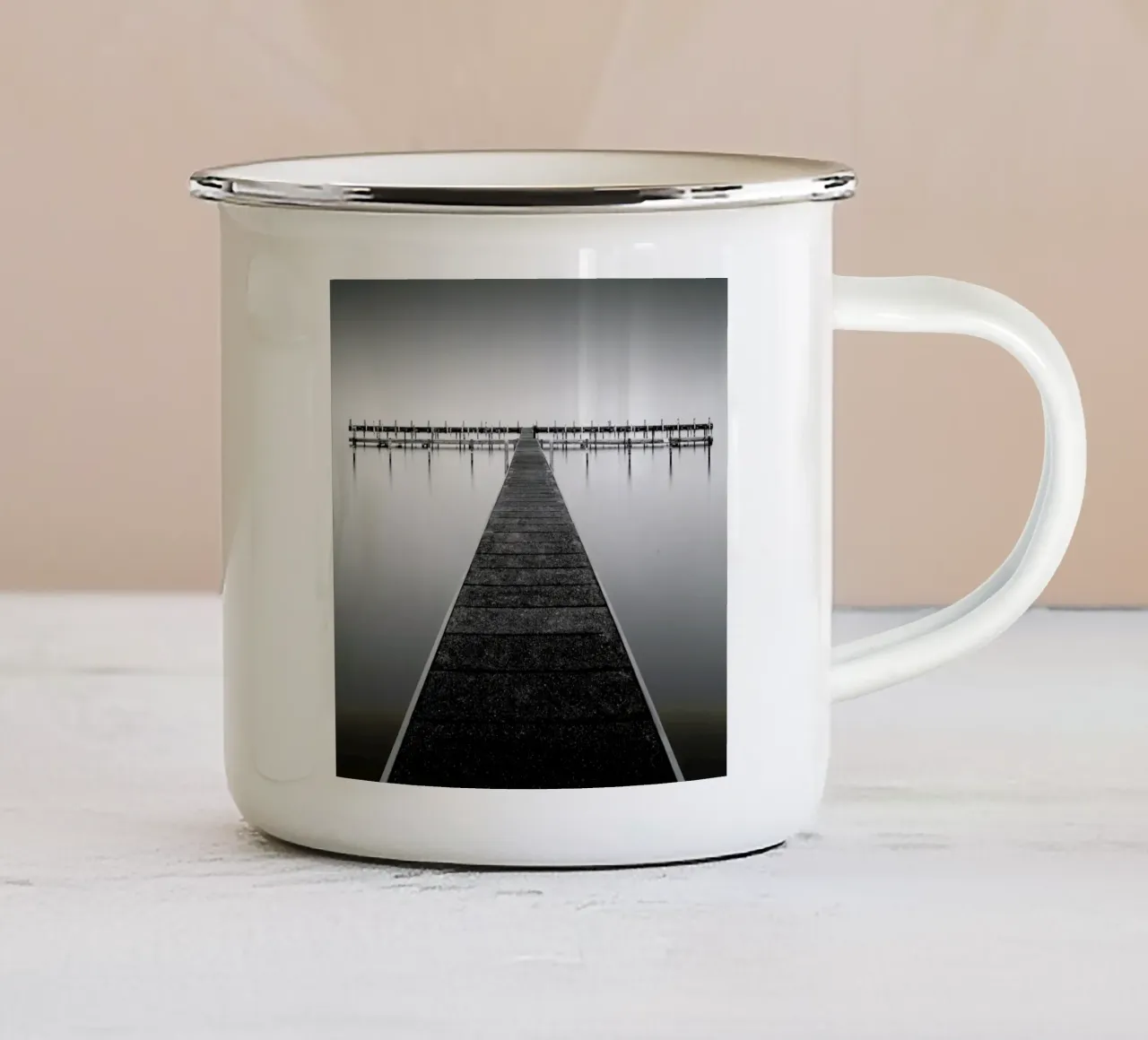 Empty Berlin tazza in smalto da Håggard Photography | Ronny Behnert
