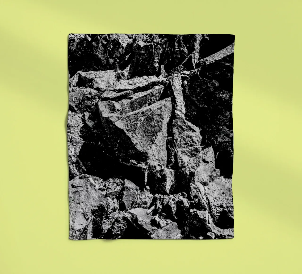Rock Pattern 2 Fleecedecke von Chris Abatzis