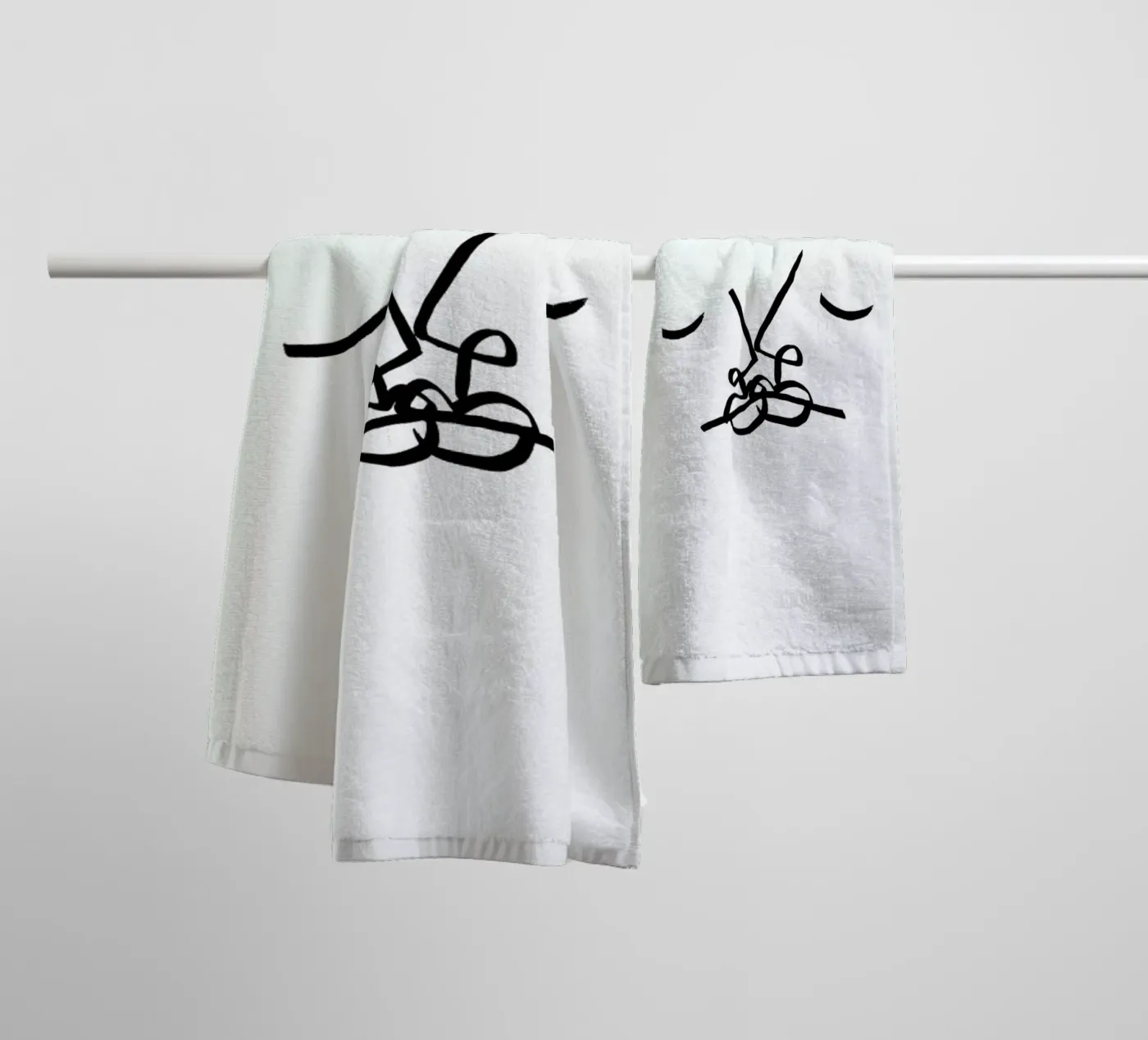 Two badhanddoek van Ninhol