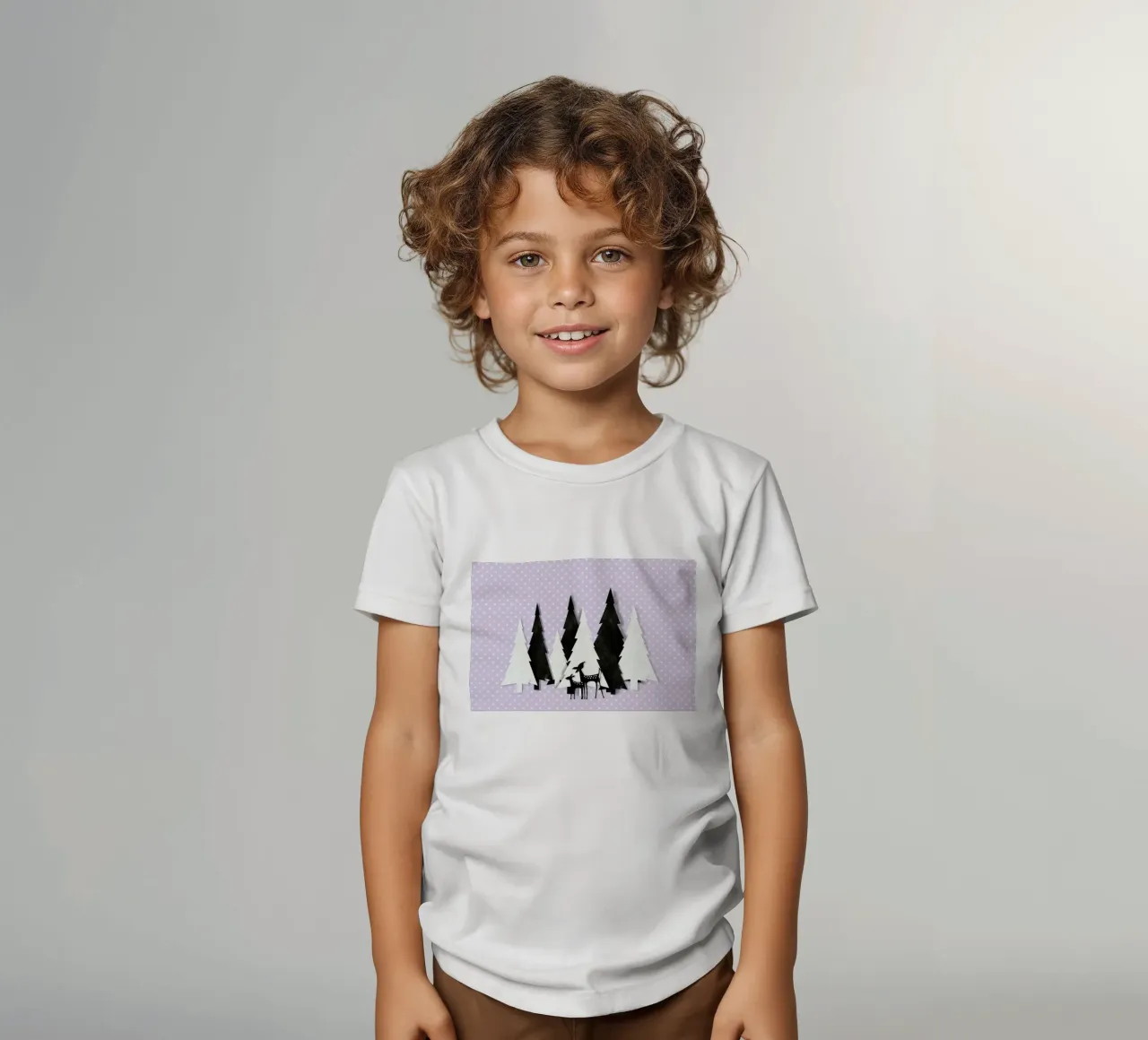 Winter Forest Kinder T-Shirt von Monika Strigel