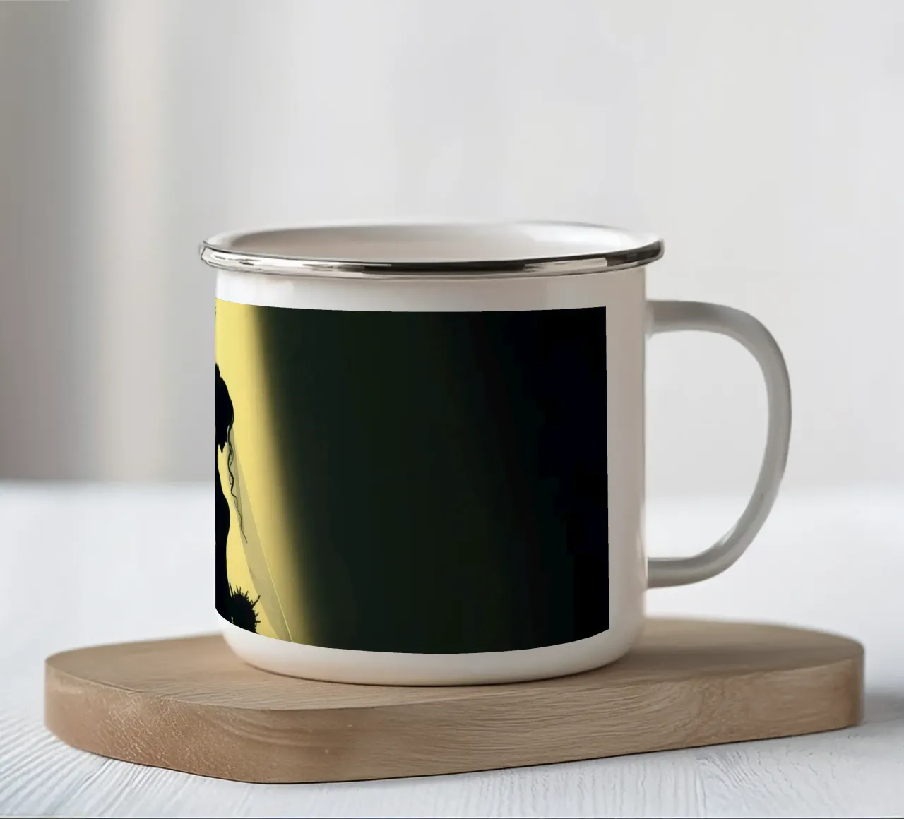 Un couple s'embrasse lors d'une cérémonie de mariage sous une lumière spectaculaire mug en émail de DesignDoodle
