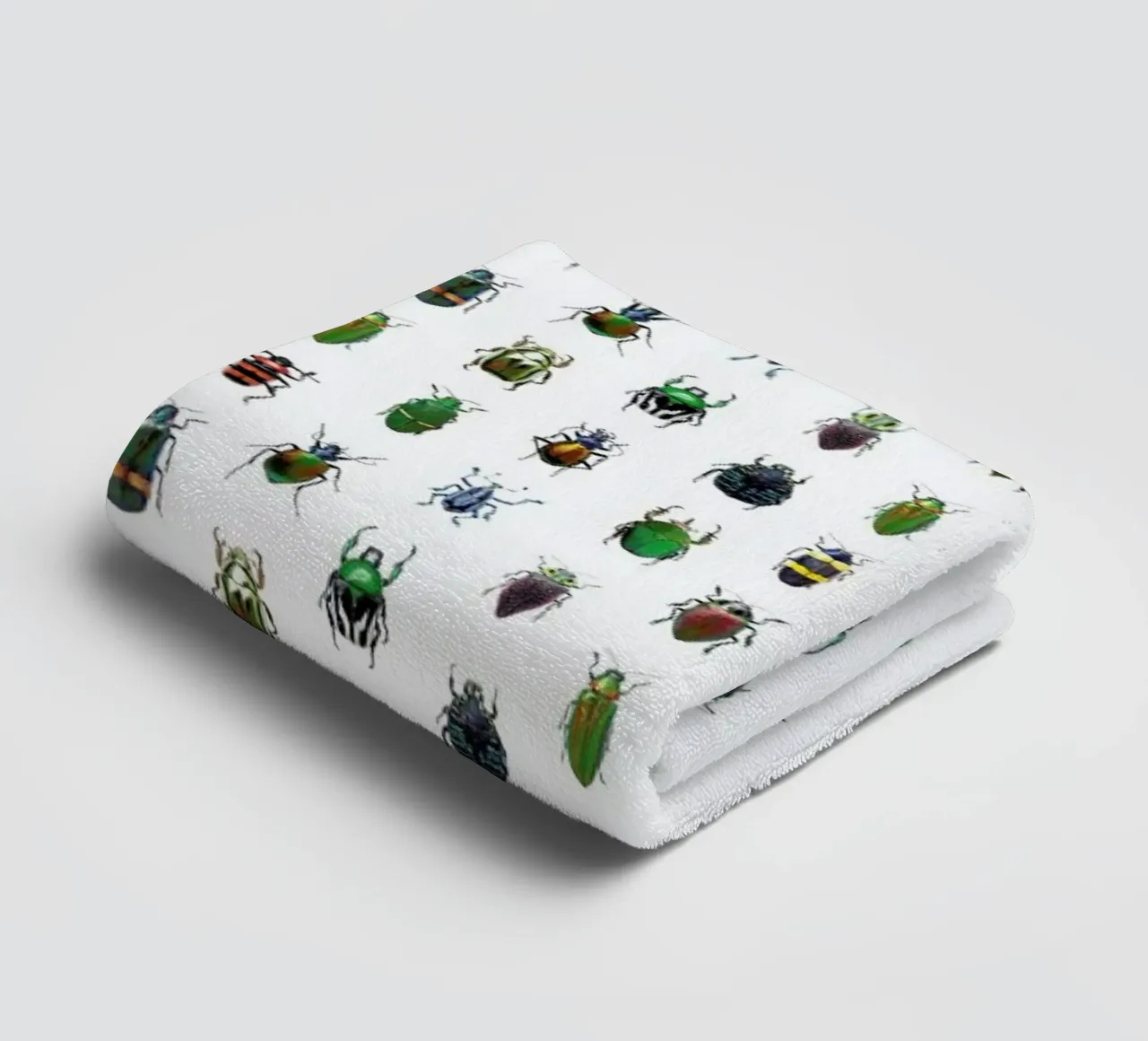 Beetles asciugamano da bagno da Curious Collections by Marielle Leenders
