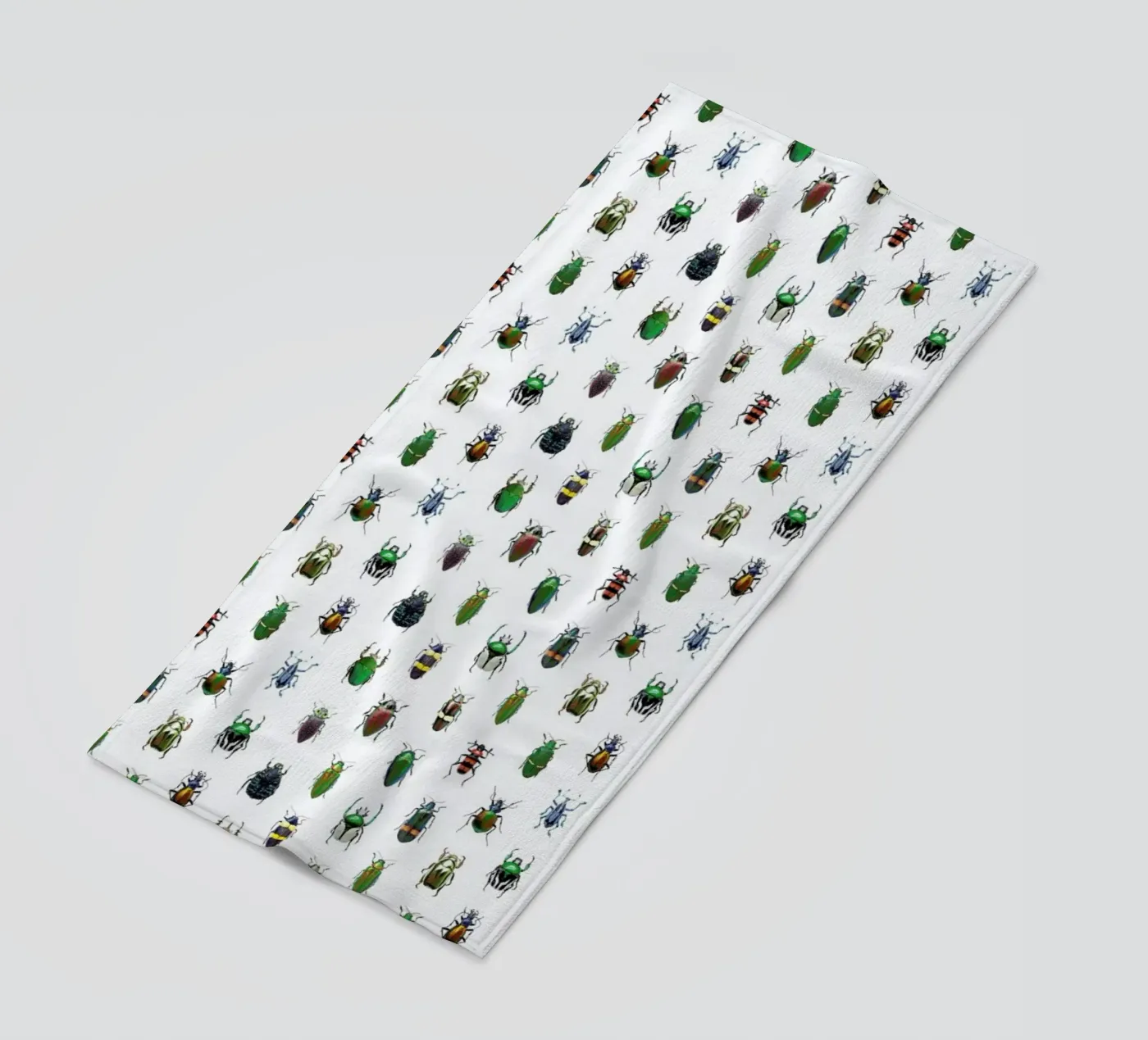 Beetles Strandtuch von Curious Collections by Marielle Leenders
