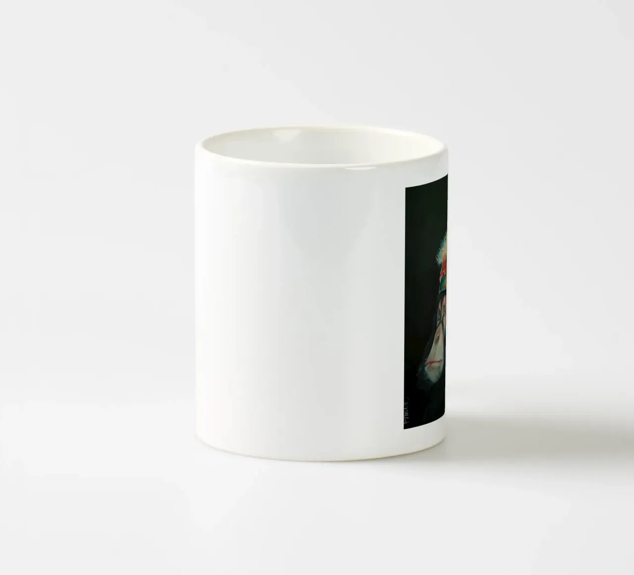 Scimpanzé piumato tazza in ceramica da HelenBarenton