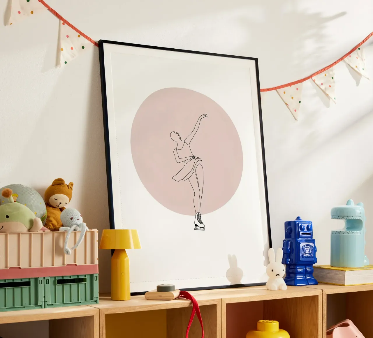Ice Skater Minimalist Line Art Poster von Viv Line Art