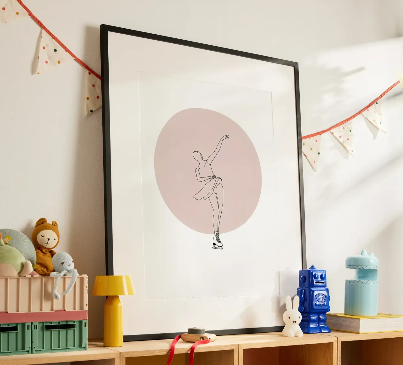 Ice Skater Minimalist Line Art Poster von Viv Line Art