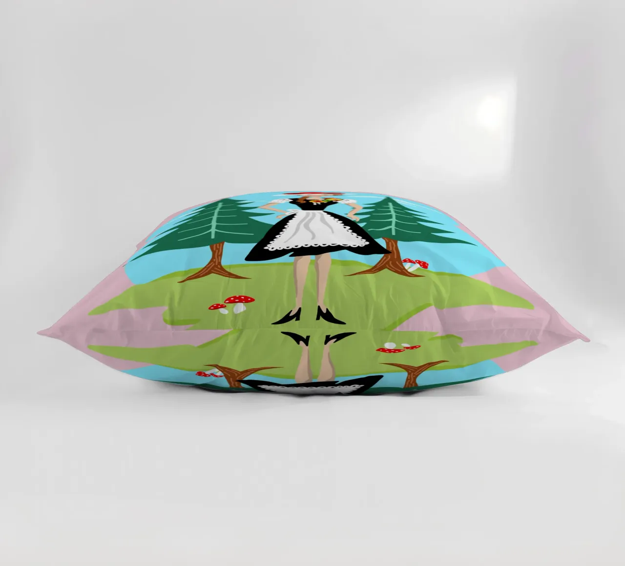 Ragazza della Foresta Nera cuscino da DYDesign