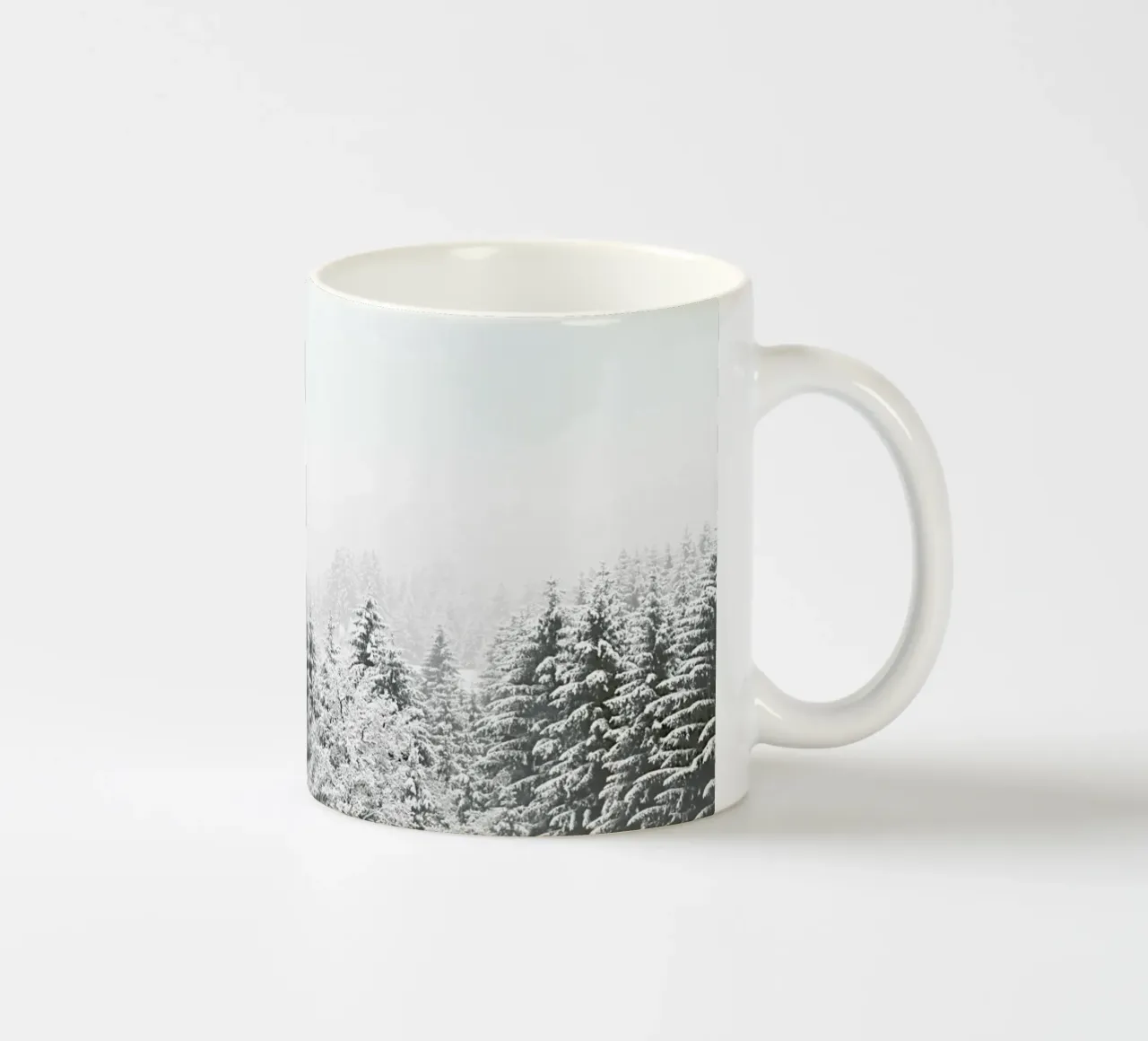 Winter In the Mountains tazza in ceramica da Monika Strigel