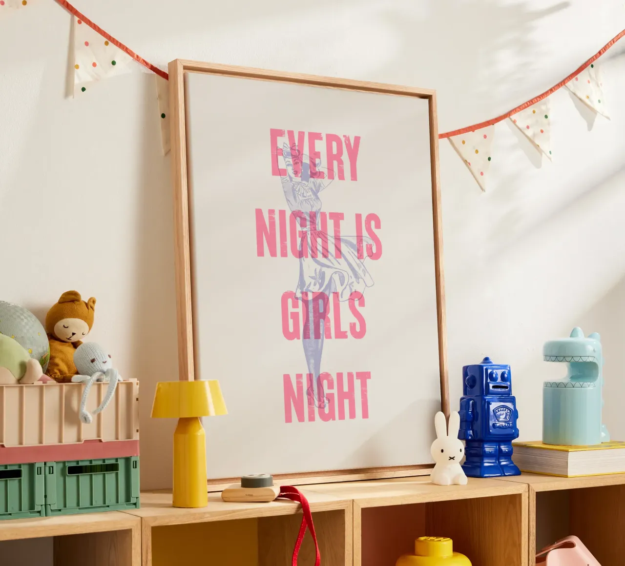 Ogni sera è una serata tra donne tela con Cornice a cassetta da Vintagrafica