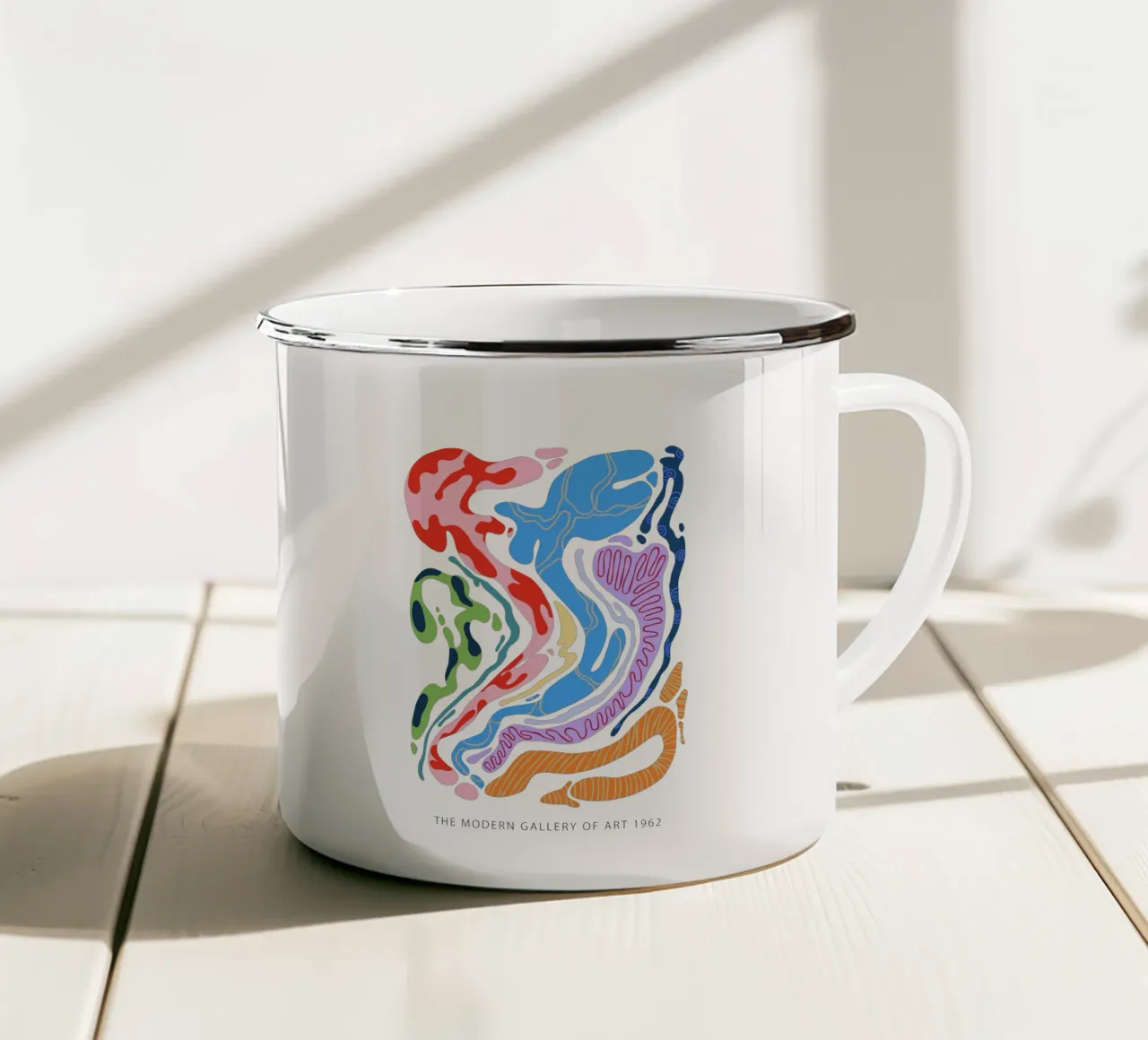 Forme organiche astratte in bianco e a colori tazza in smalto da Peaches Art Prints