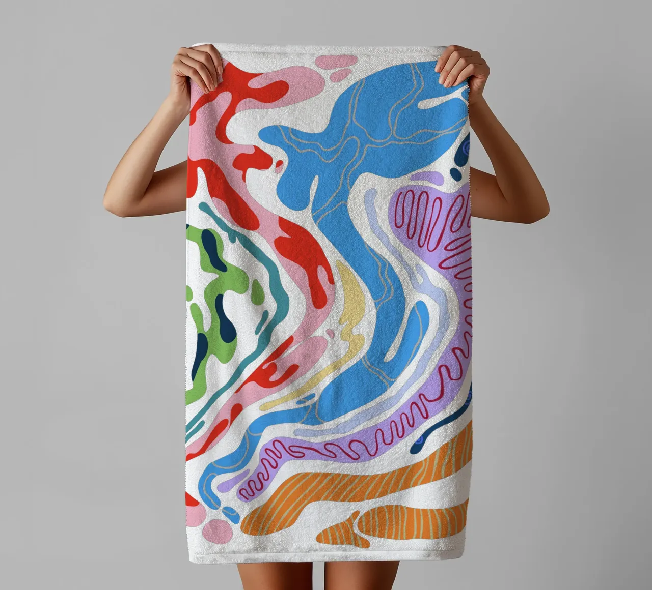 Forme organiche astratte in bianco e a colori asciugamano da bagno da Peaches Art Prints