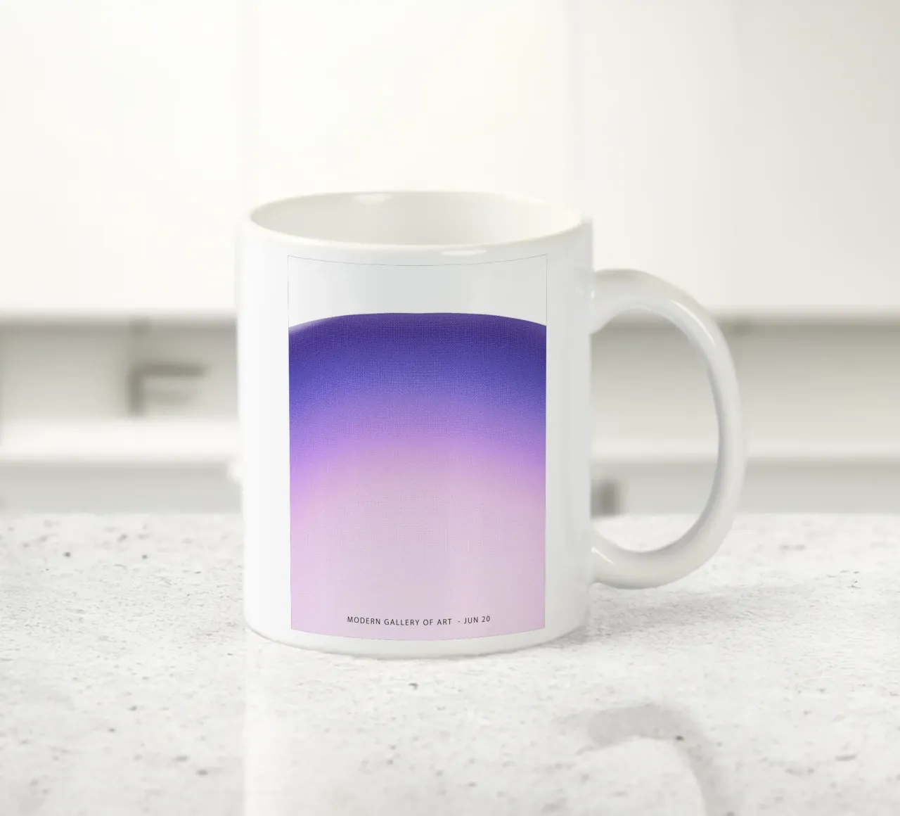Gradiente viola astratto tazza in ceramica da Peaches Art Prints