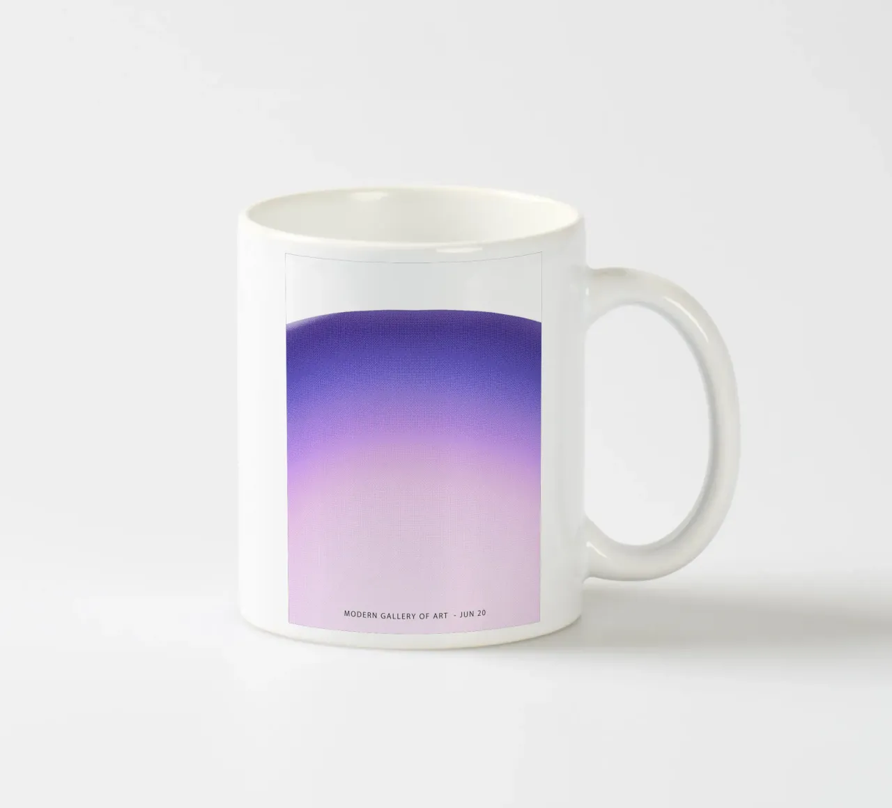 Gradiente viola astratto tazza in ceramica da Peaches Art Prints
