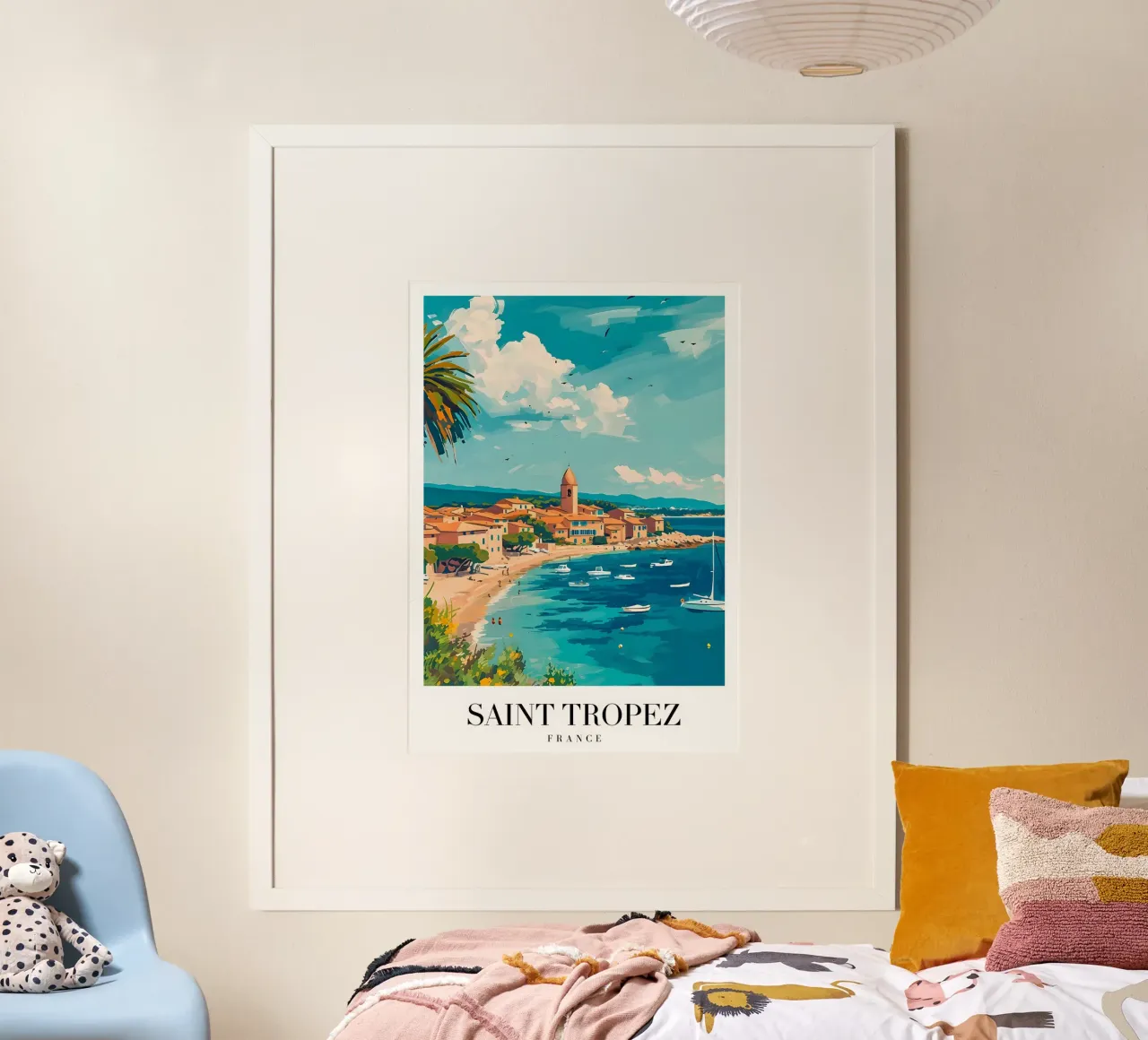 Zomer in Zuid-Frankrijk - Saint-Tropez Vintage Reisposter poster met kunststof frame van Studio Mooodz