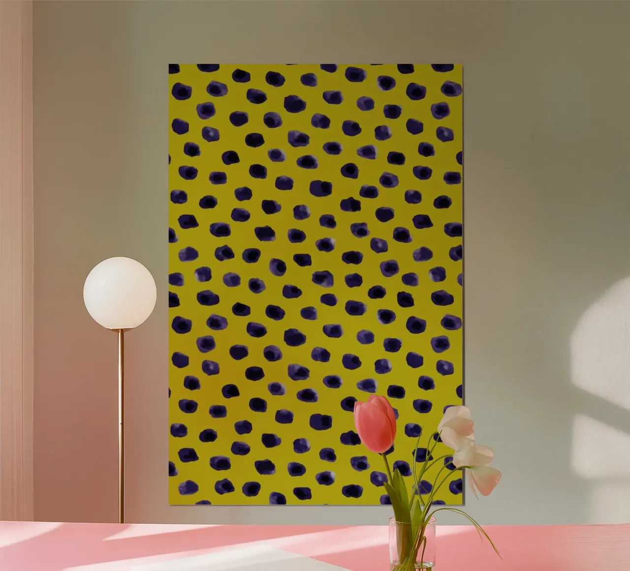 Blueberry Dots poster con telaio in legno da Kind of Style