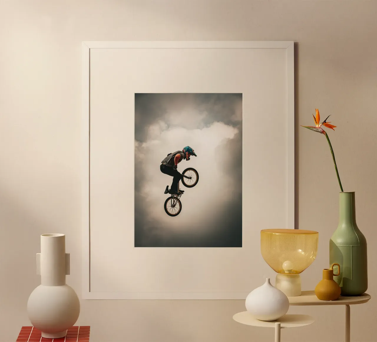 BMX Biker poster con telaio in plastica da Flo Klein