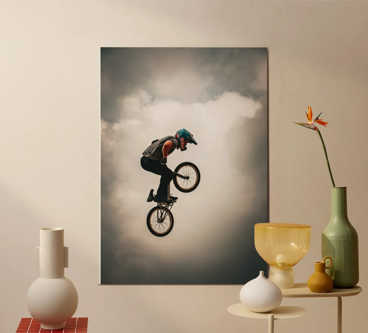 BMX Biker poster con telaio in plastica da Flo Klein