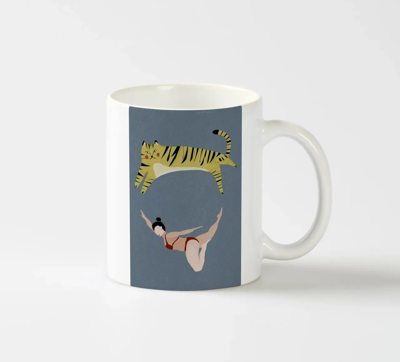Swimming tazza in ceramica da Amalia Restrepo