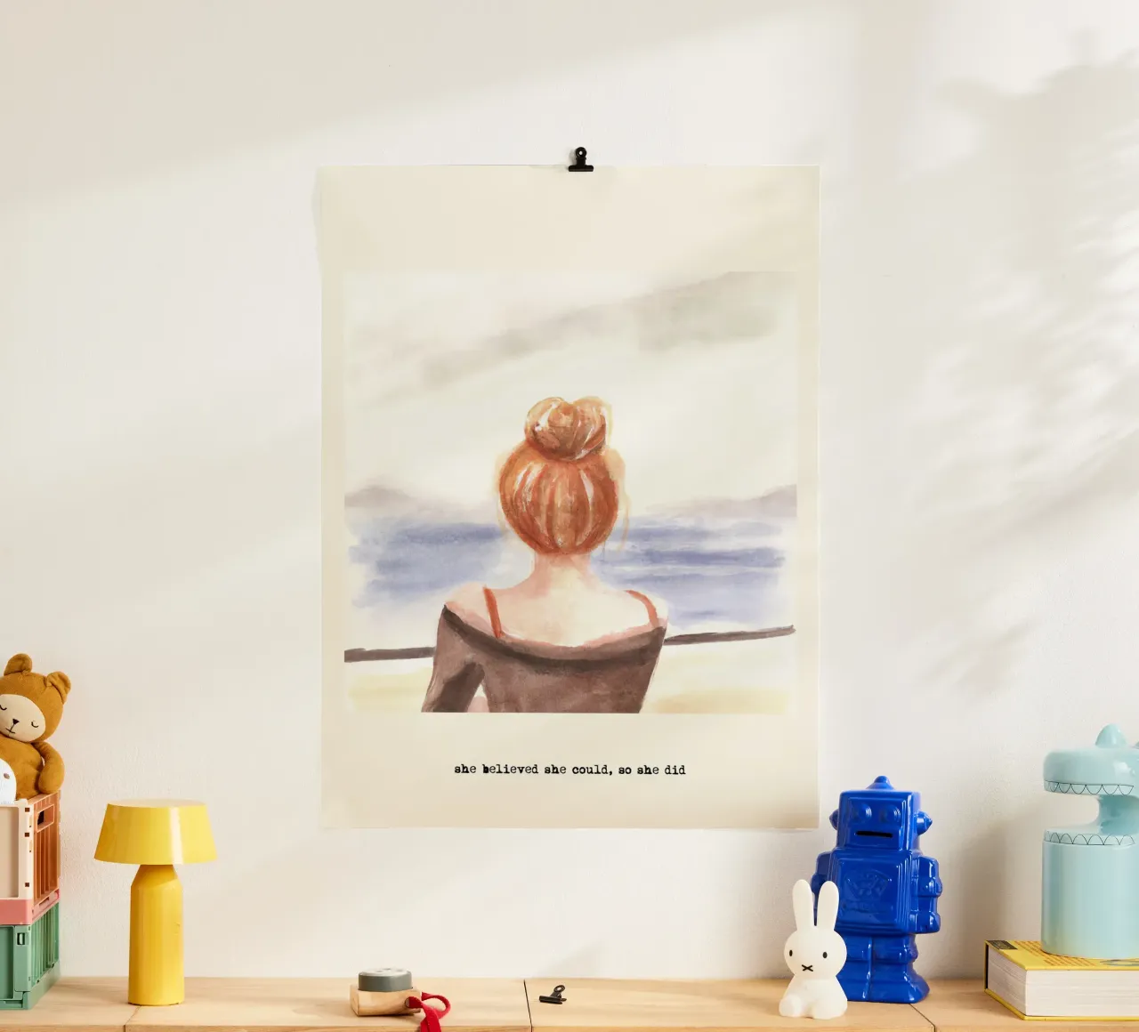 Sie glaubte, sie könnte es, also tat sie es. Zitat, Frau, Mädchen Poster mit Holzrahmen von Peaches Art Prints