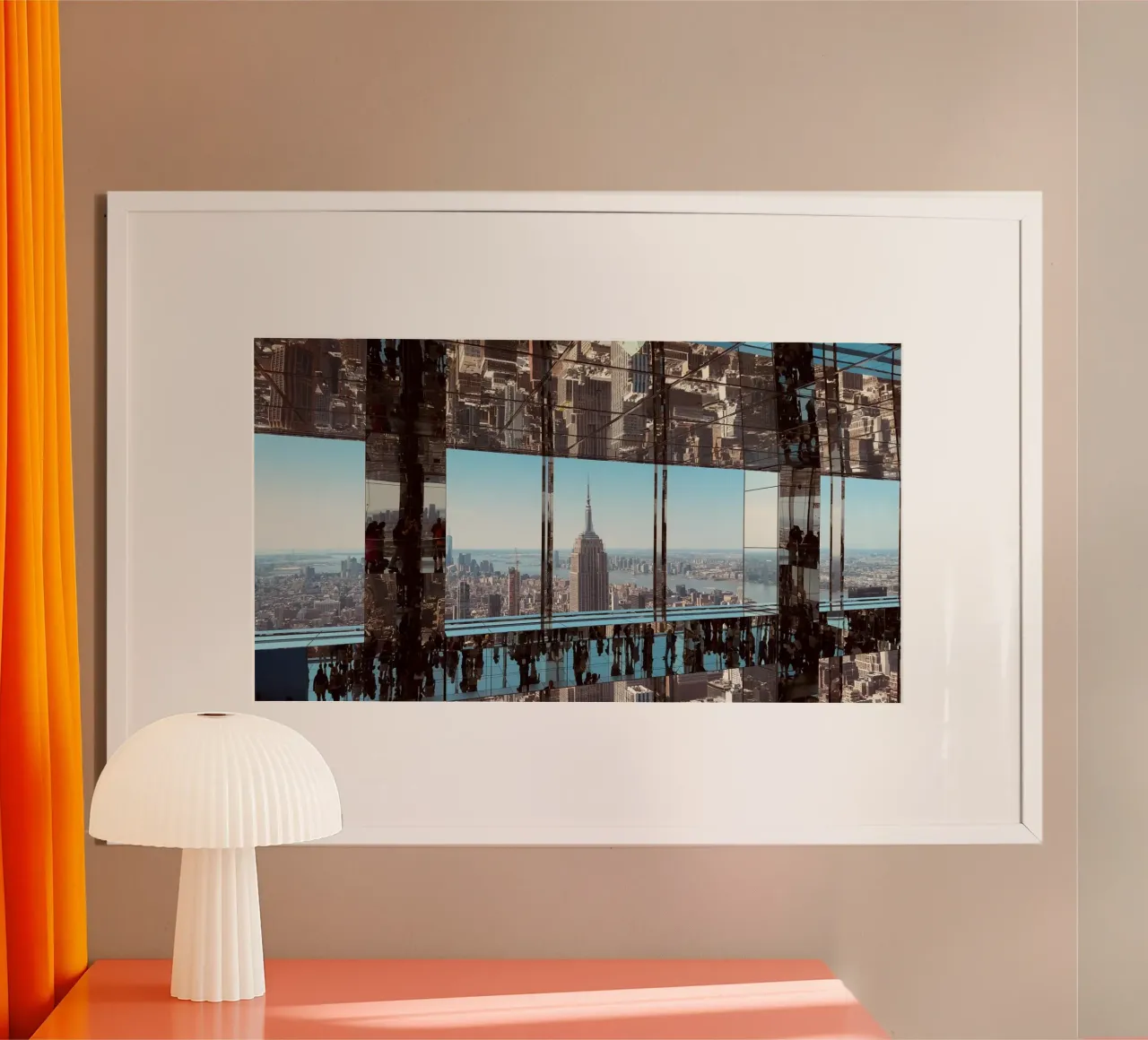 New York Empire State Building poster con telaio in plastica da Flo Klein