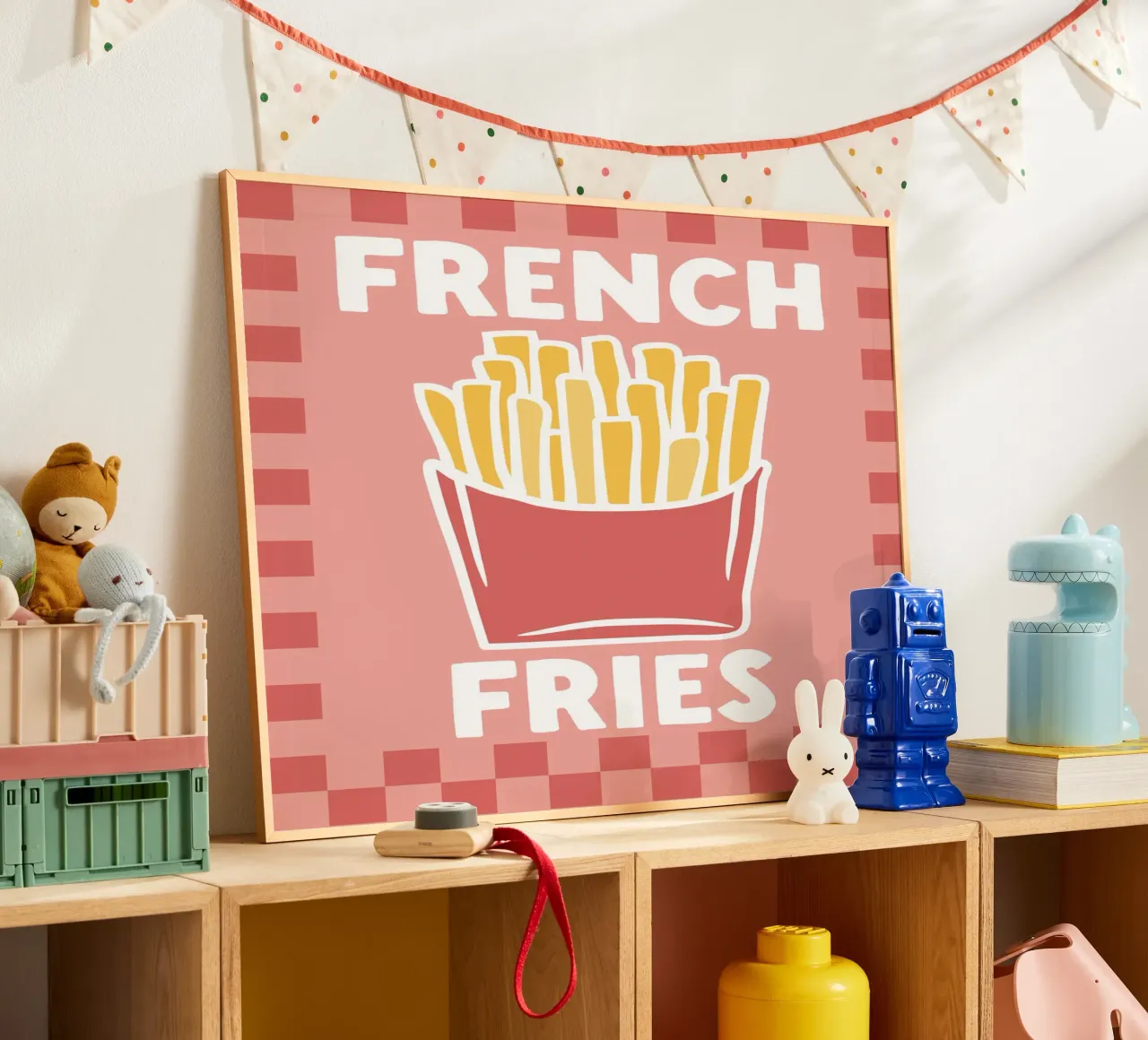 Patatine fritte - Illustrazione di cucina poster con telaio in legno da Peaches Art Prints