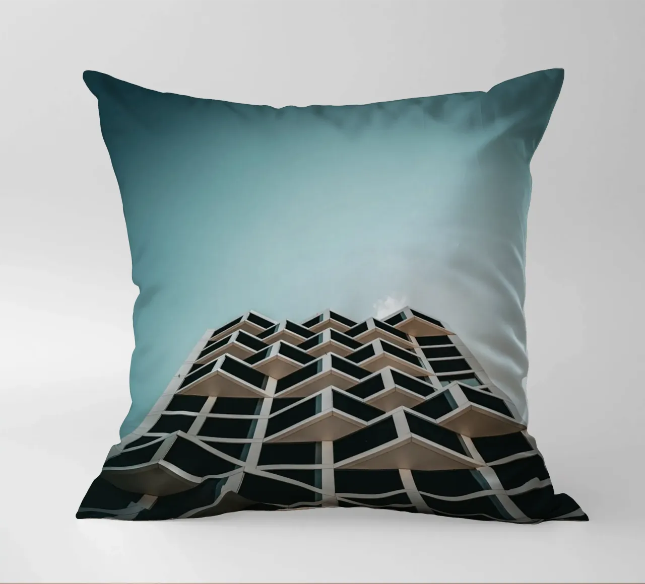 Abstract Architecture cuscino da Flo Klein