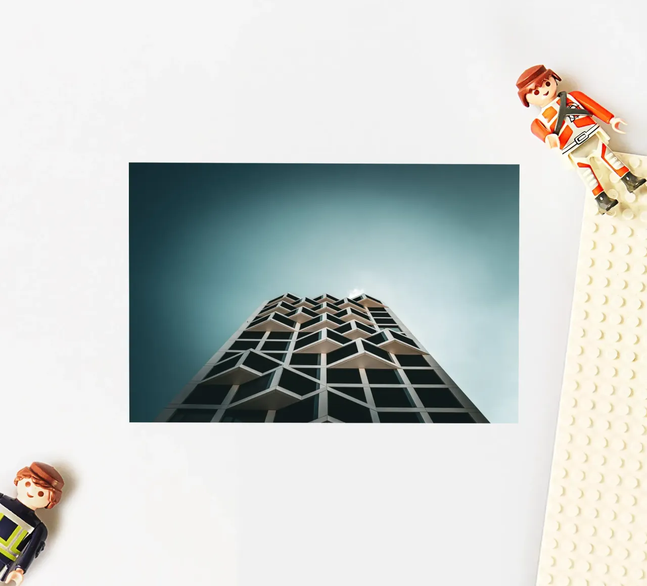 Abstract Architecture adesivo da Flo Klein