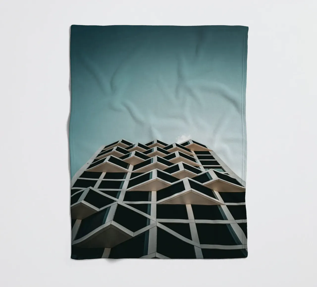 Abstract Architecture coperta in pile da Flo Klein