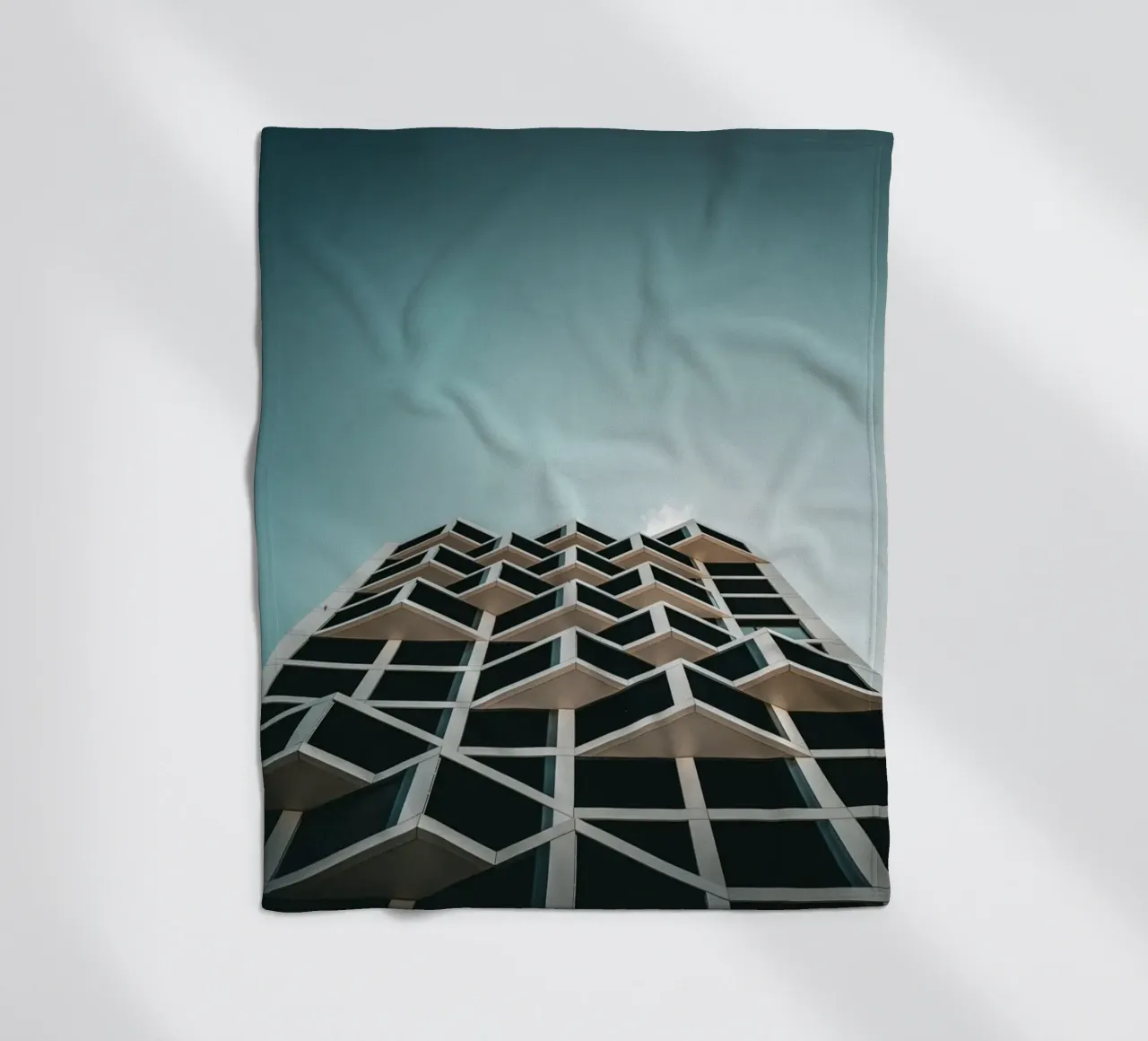 Abstract Architecture coperta in pile da Flo Klein