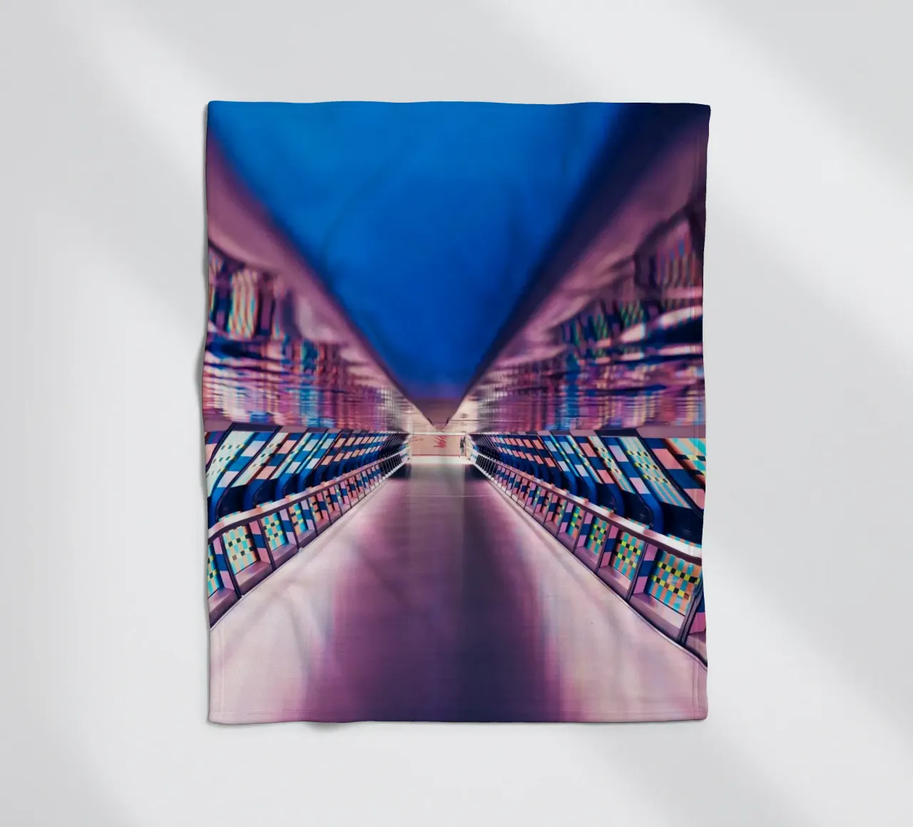 Timetunnel 2.0 coperta in pile da Flo Klein
