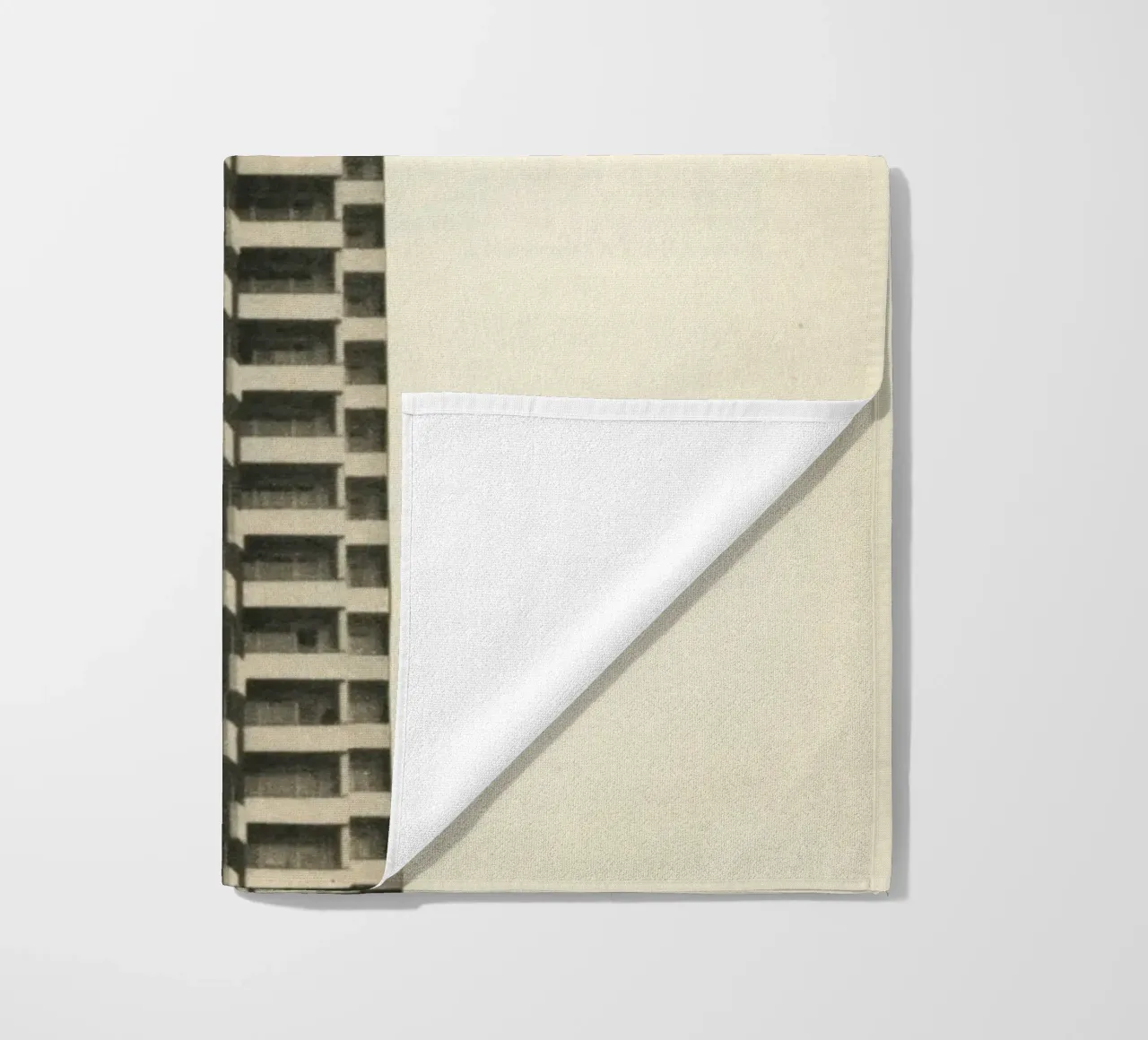 Toekomst strandhanddoek van Cassia Beck Collage