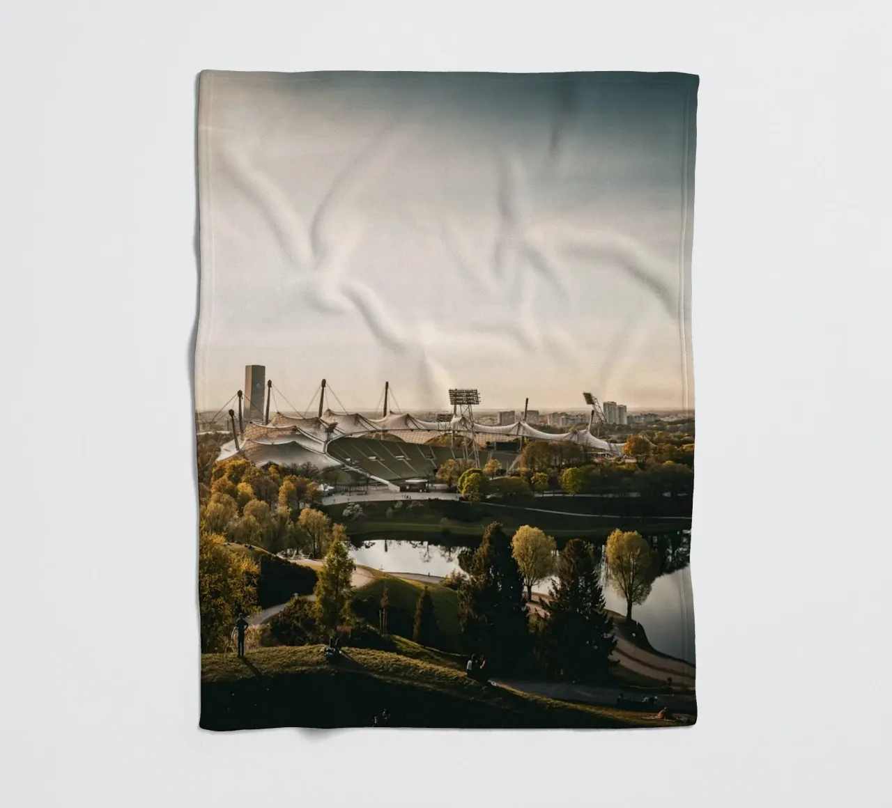Olympiastadion coperta in pile da Flo Klein