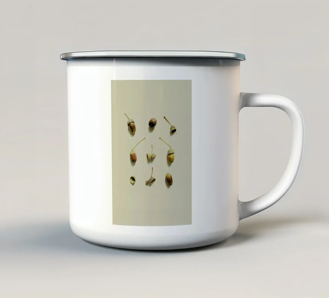 COMPOSIZIONE GHIANDE I tazza in smalto da Elena Veronese