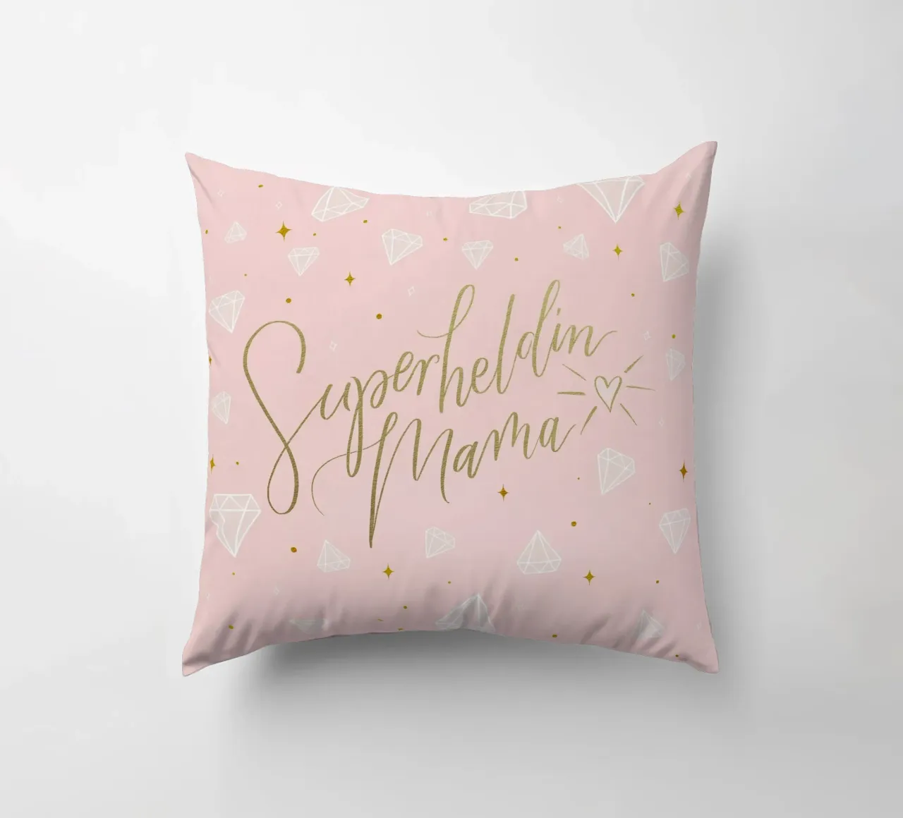 Mamma supereroe. Calligrafia a pennello con texture e cuore in oro cuscino da CalliLetters