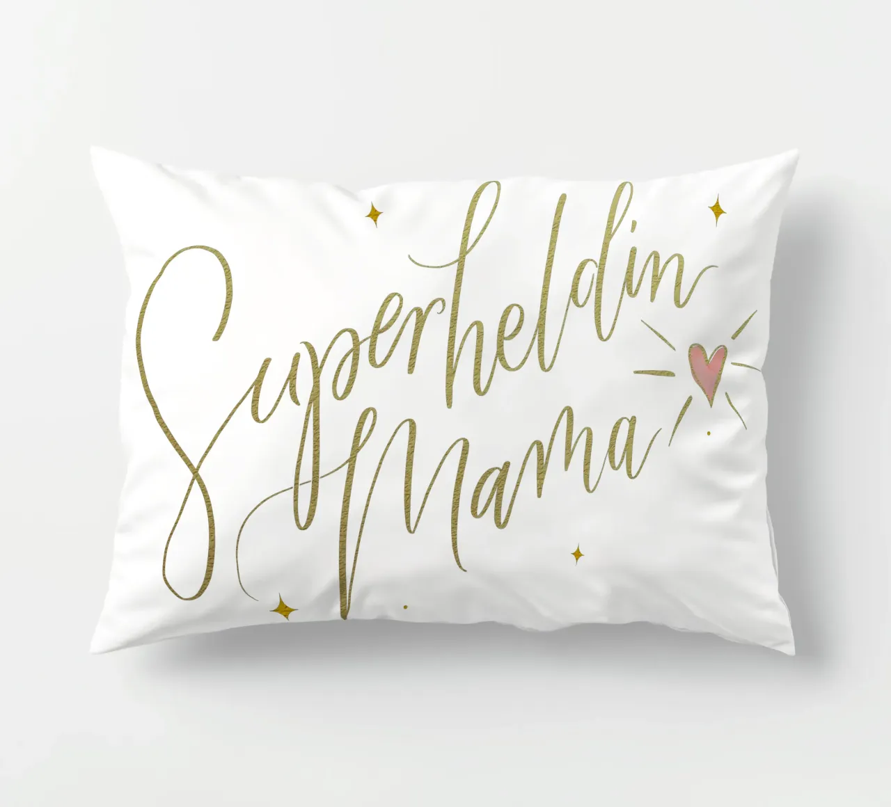 Mamma supereroe. Calligrafia a pennello con texture e cuore in oro cuscino da CalliLetters