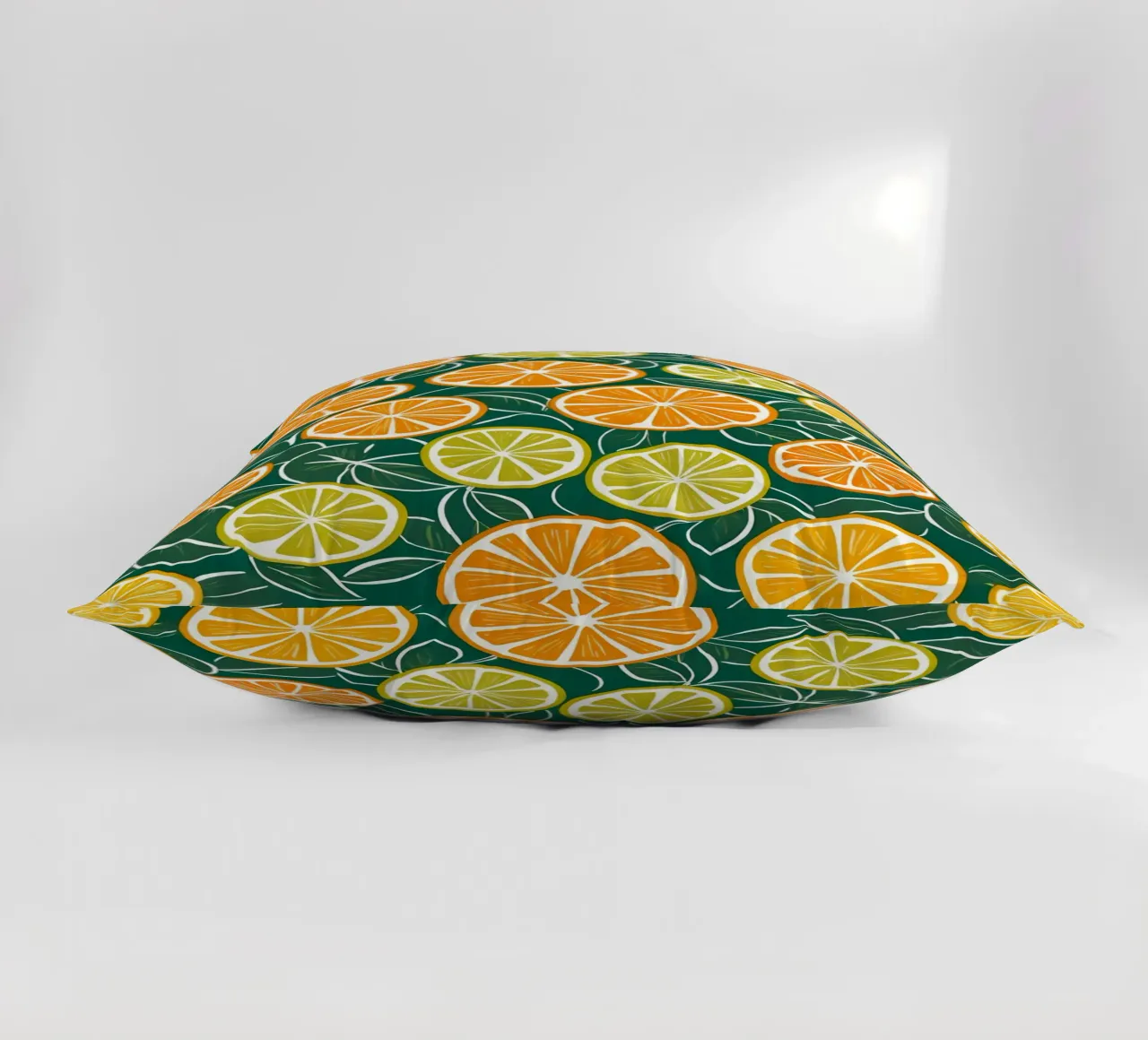 Citrus Slice Delight Kissen von Artistic-shop