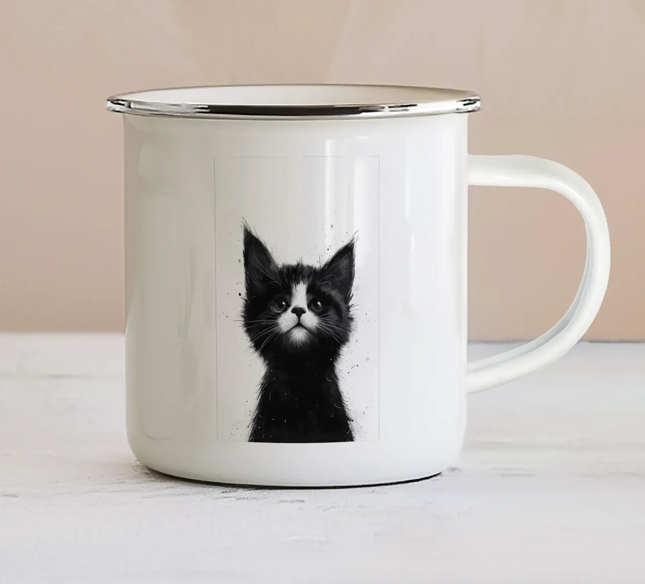Gattino con schizzi d'inchiostro tazza in smalto da Manh beo