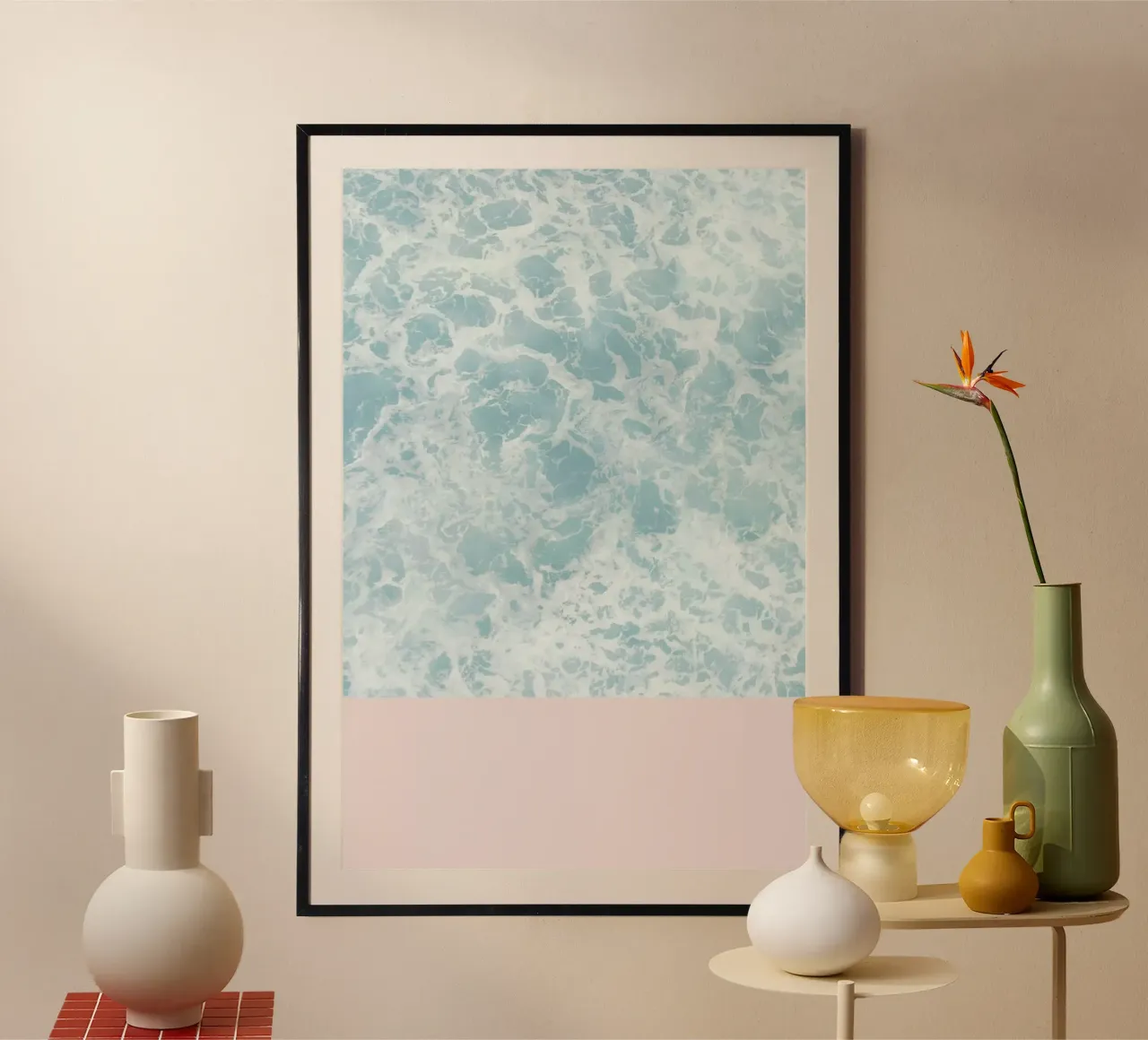 Pink on the Sea poster con telaio in alluminio da cafelab