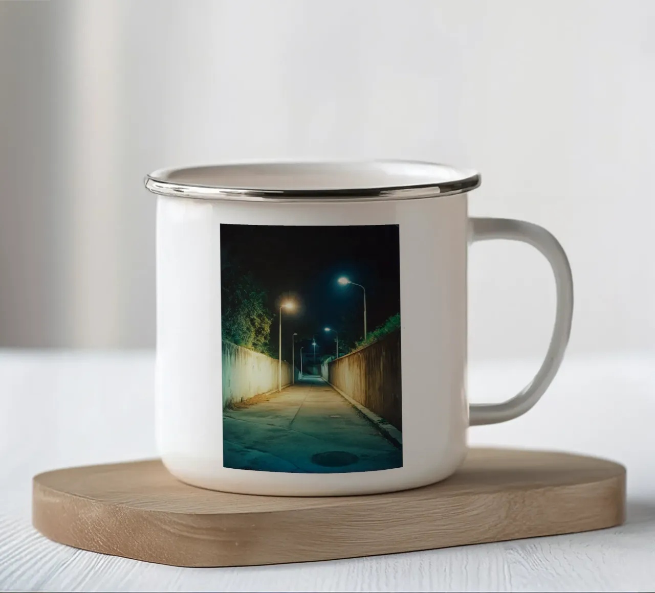 Hanoi: la poesia delle strade notturne tazza in smalto da By Night
