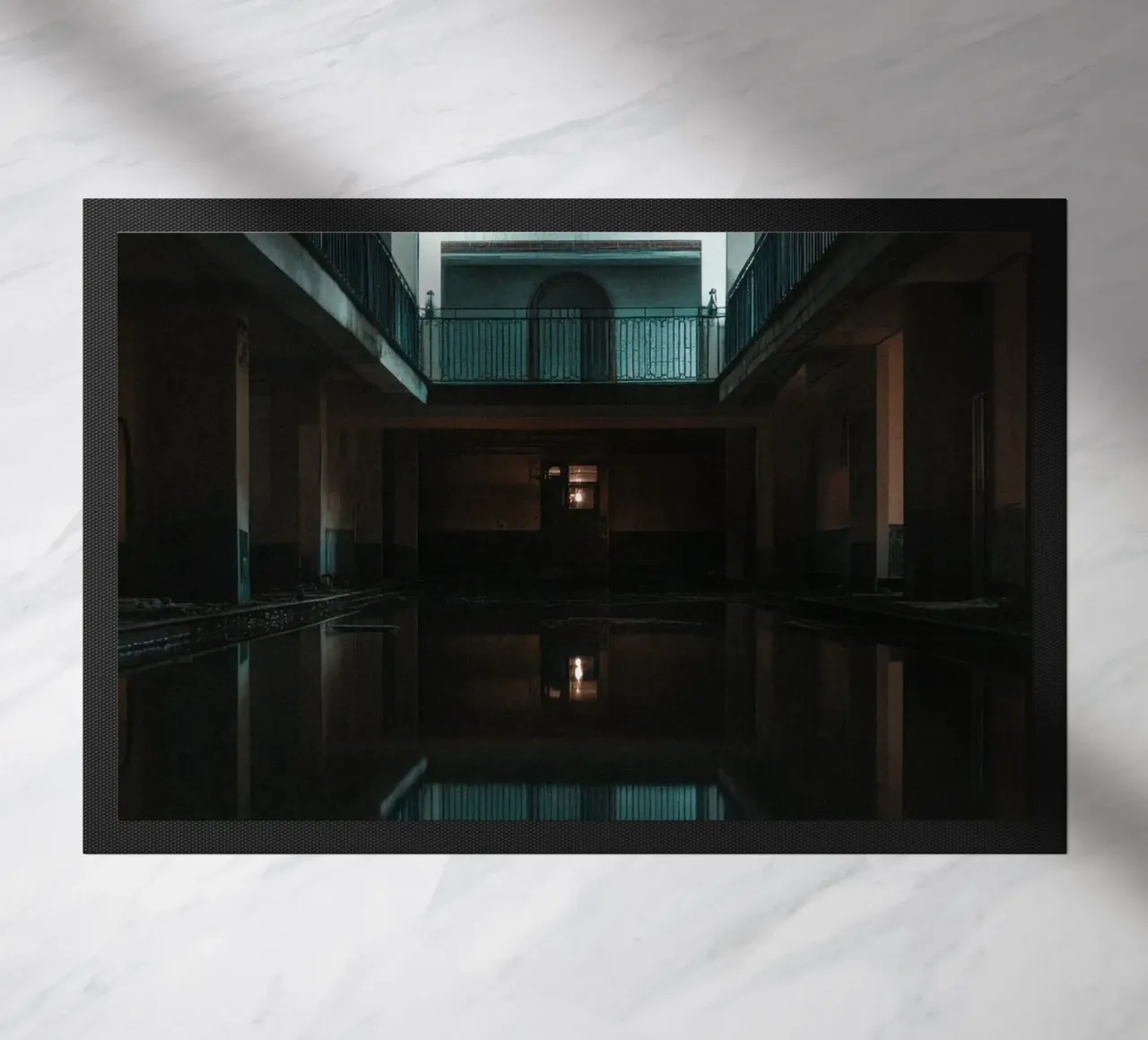 Katmandou Intemporelle : Reflets d’une architecture oubliée paillasson de By Night