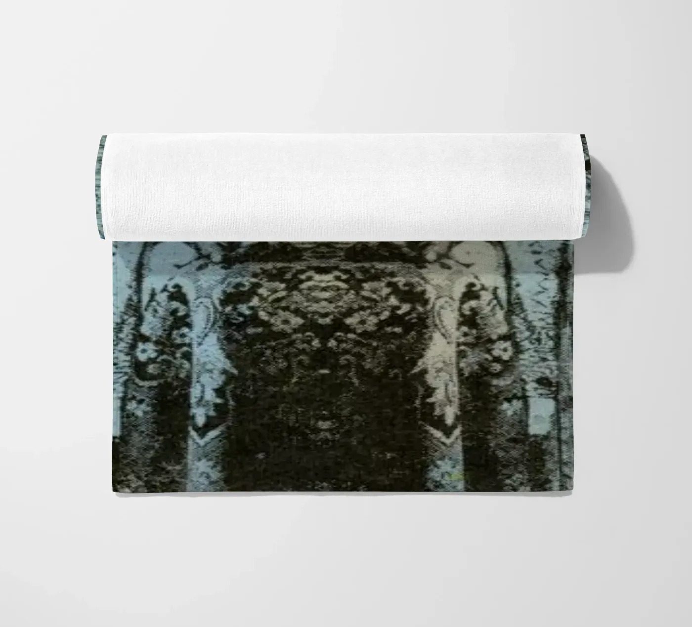 Dos beach towel by Tameo