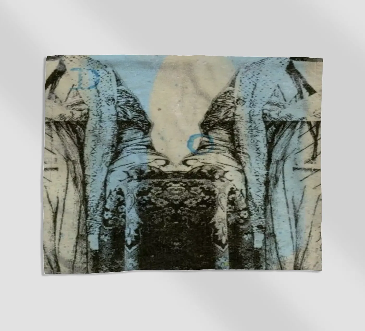 Dos beach towel by Tameo