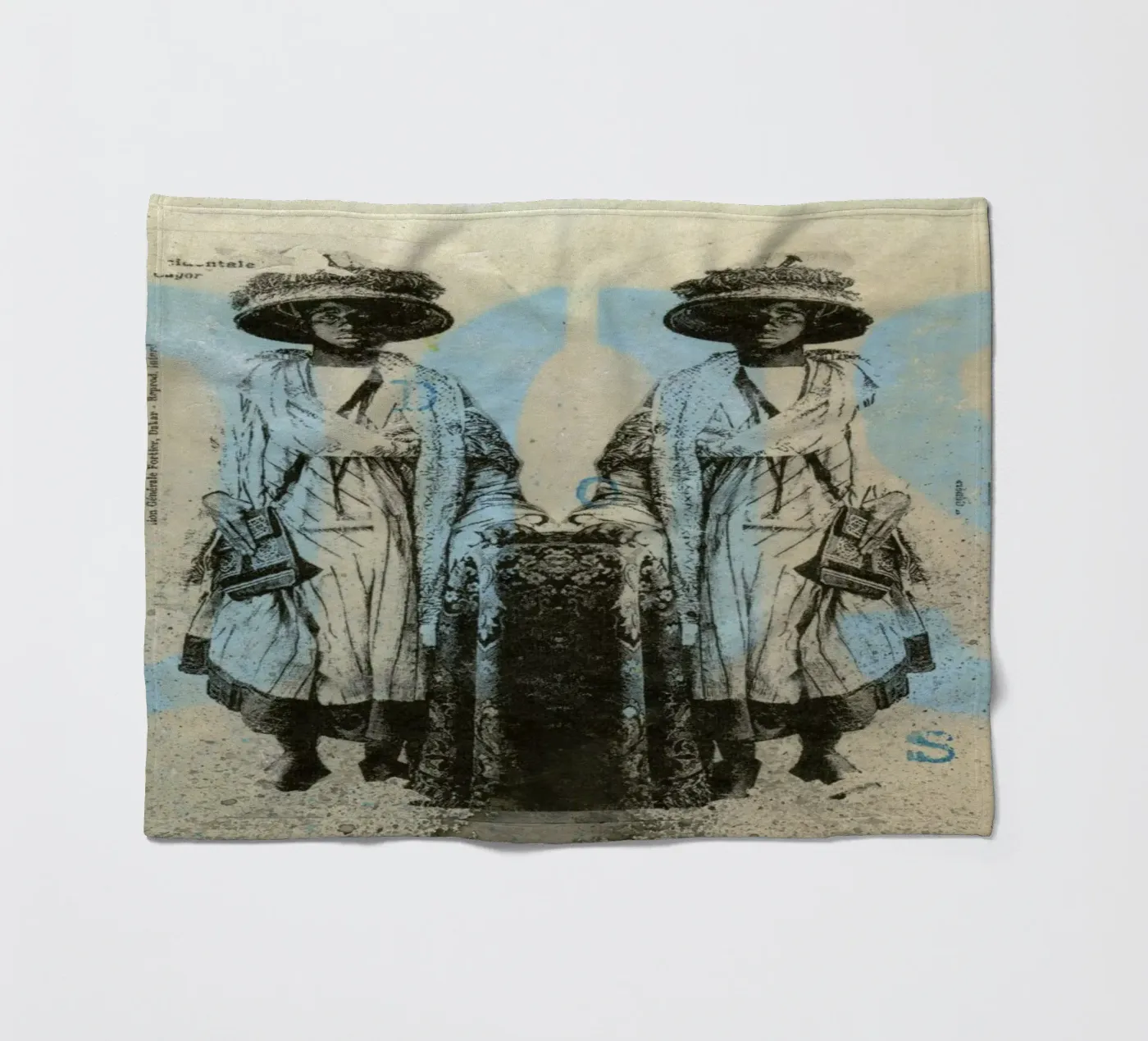 Dos fleece blanket by Tameo