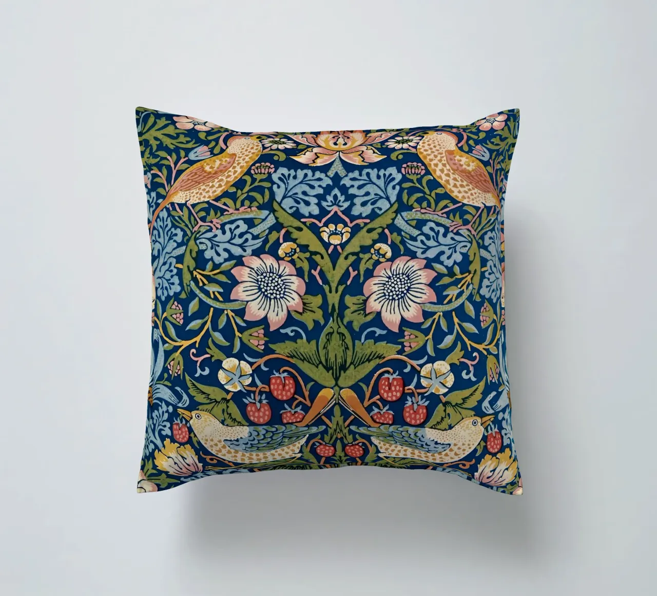 William Morris - Ladro di fragole cuscino da William Store